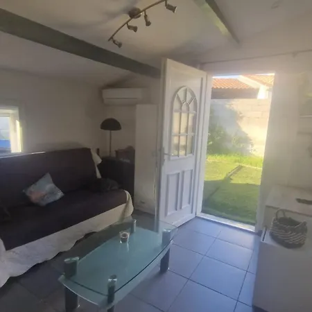 Maisonnette Avec Jardin Et Piscine Privee * Grabels