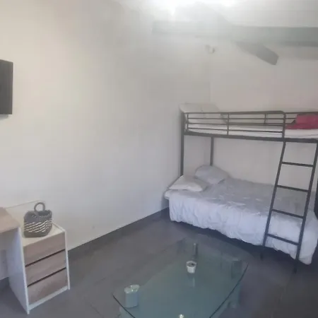 Maisonnette Avec Jardin Et Piscine Privee * Grabels