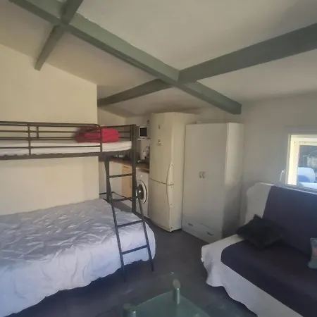 Maisonnette Avec Jardin Et Piscine Privee Grabels