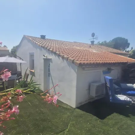 Maisonnette Avec Jardin Et Piscine Privee Grabels